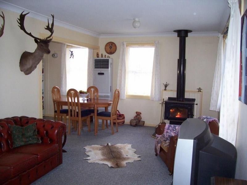 5 Gerathy Street, Goulburn NSW 2580