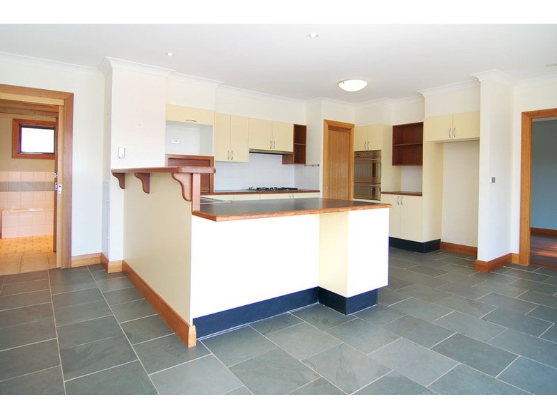 150 Run O Waters Drive, Goulburn NSW 2580