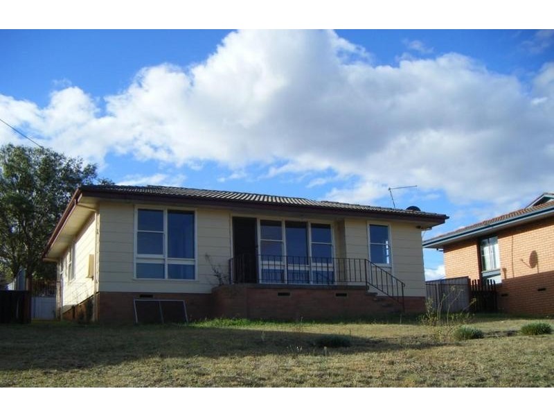 11 Manar Street, Goulburn NSW 2580