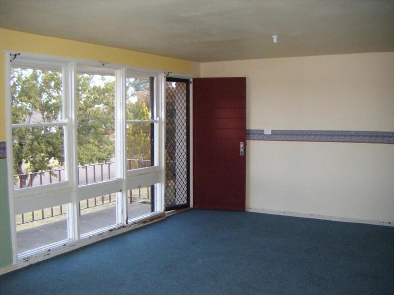 11 Manar Street, Goulburn NSW 2580