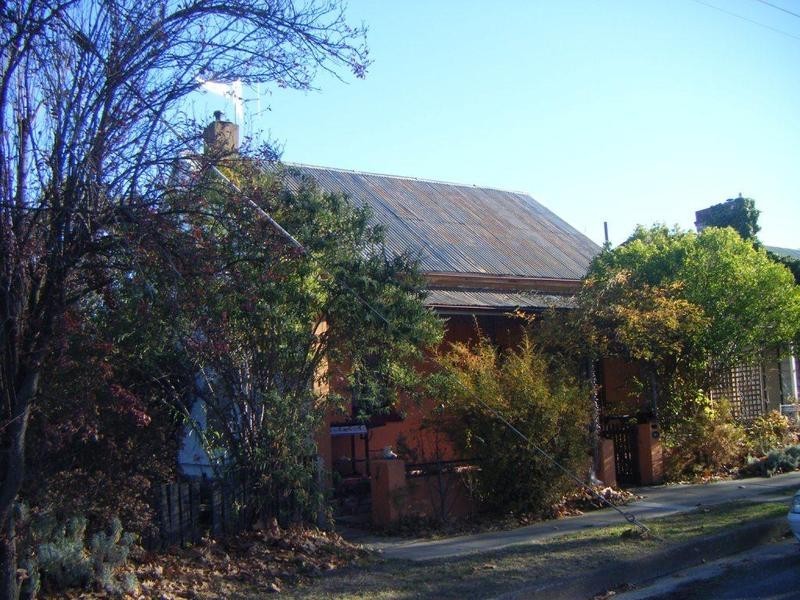 2 Bradley Street, Goulburn NSW 2580