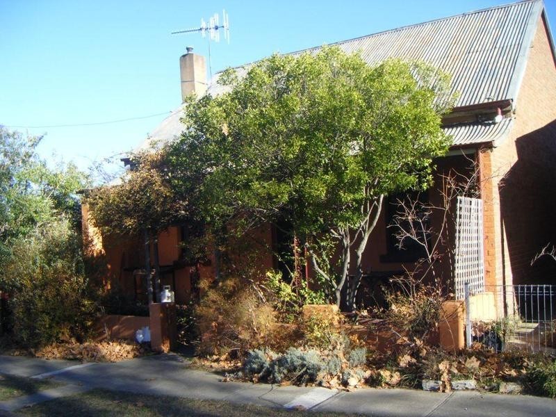 2 Bradley Street, Goulburn NSW 2580