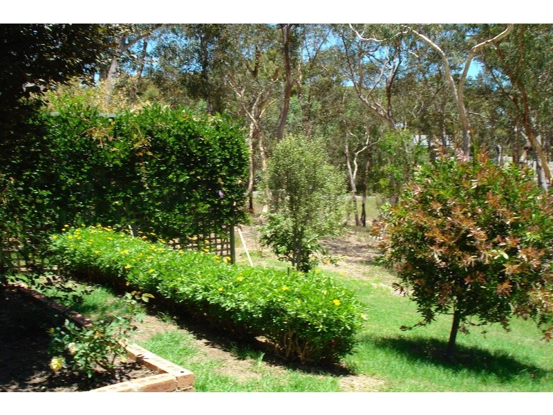 18 Acacia Avenue, Tallong NSW 2579