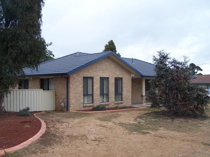 61 Gibson Street, Goulburn NSW 2580