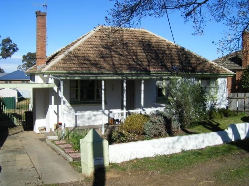 42 Elizabeth Street, Goulburn NSW 2580