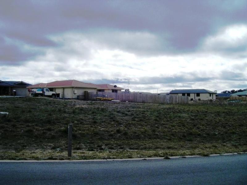 12 McGuire Drive, Goulburn NSW 2580