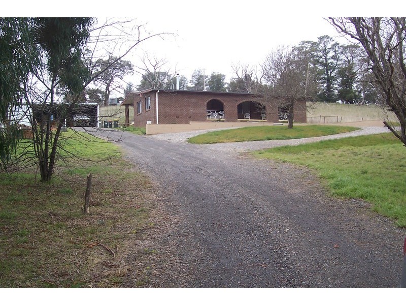 1 Queen Street, Binda NSW 2583