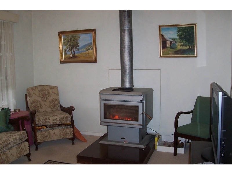 1 Queen Street, Binda NSW 2583