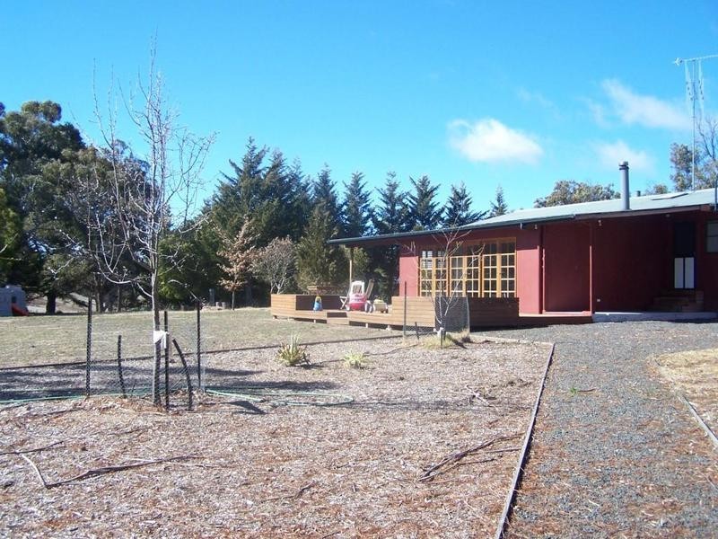 74 Illowra Lane, Lake Bathurst NSW 2580