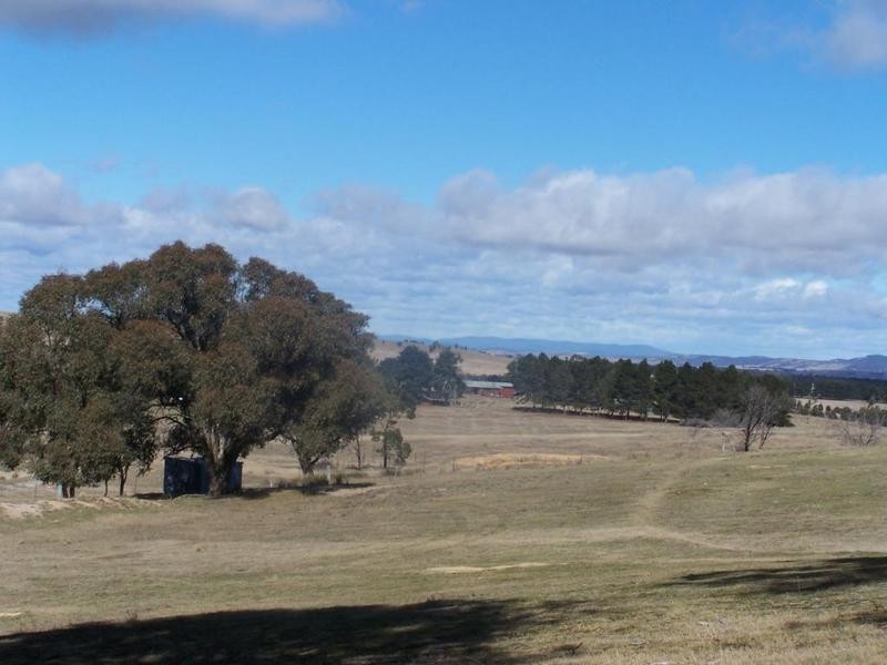 74 Illowra Lane, Lake Bathurst NSW 2580
