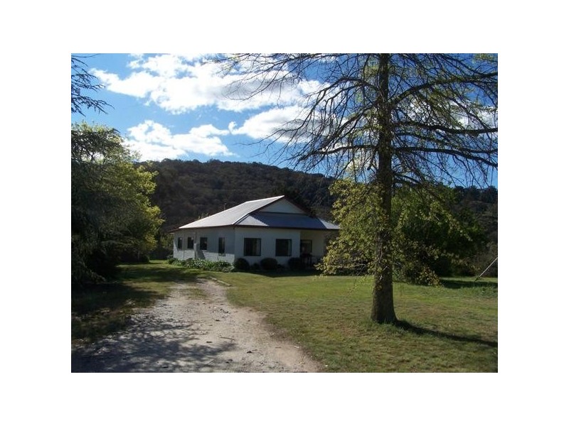 712 Mulgowrie Road, Crooked Corner NSW 2583