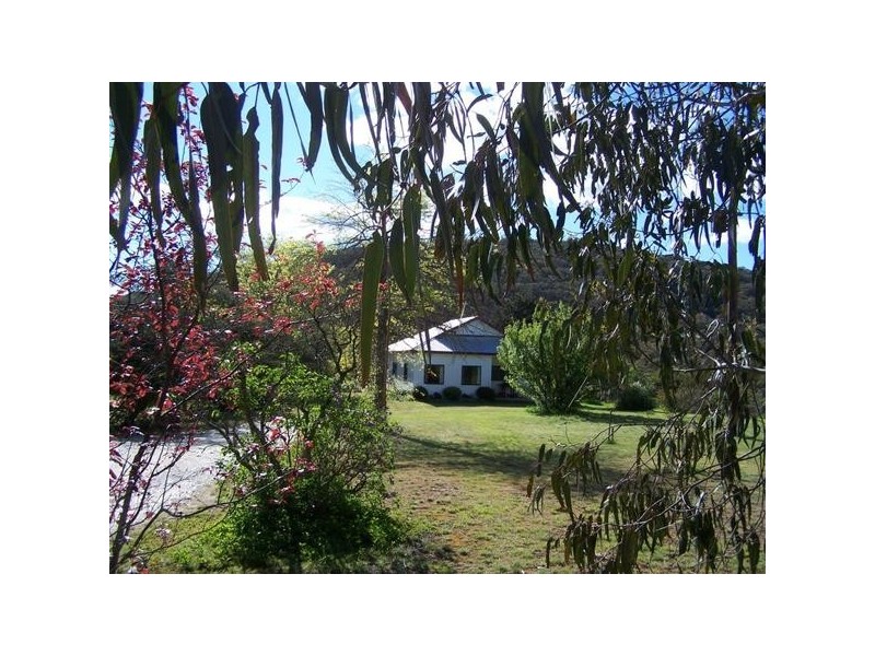 712 Mulgowrie Road, Crooked Corner NSW 2583
