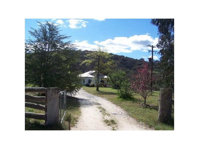 712 Mulgowrie Road, Crooked Corner NSW 2583