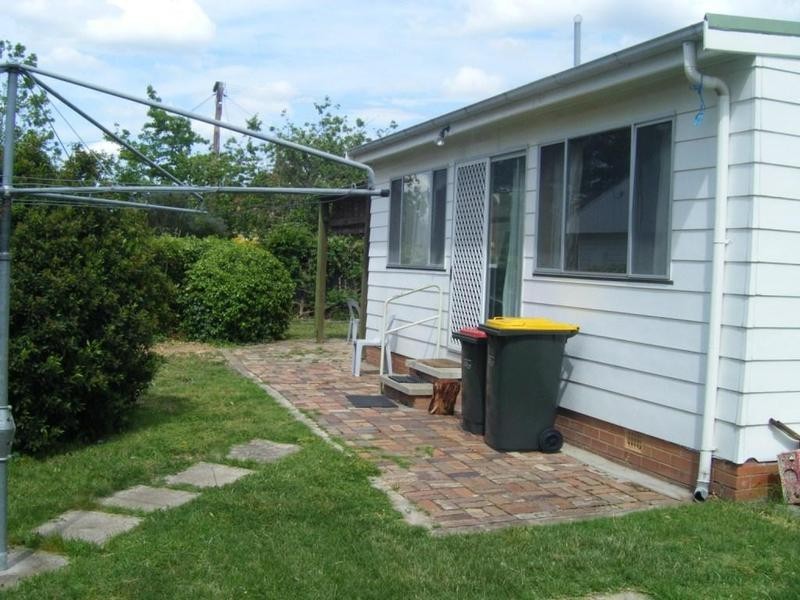 25a Buffalo Crescent, Goulburn NSW 2580