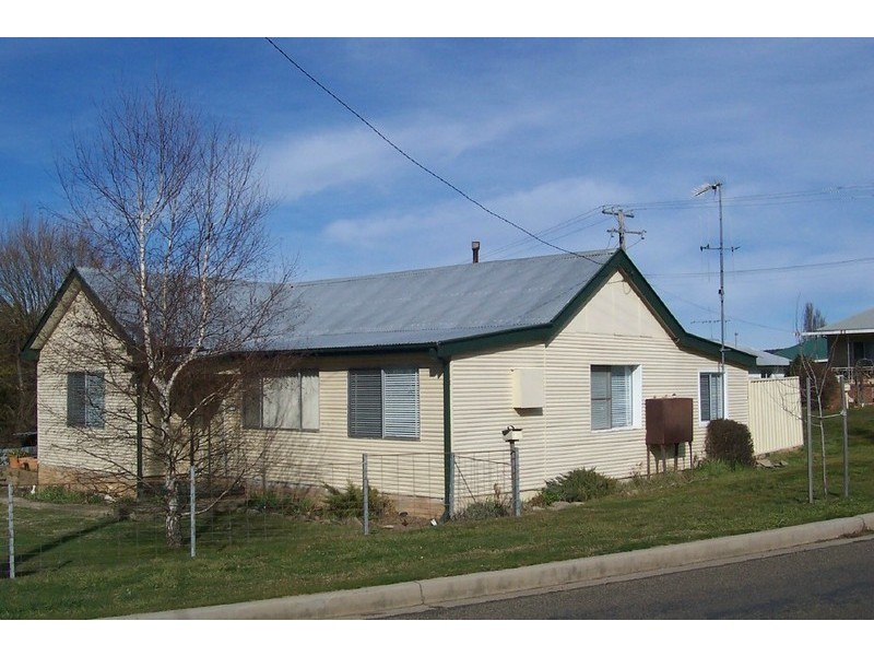 2 Jamieson Street, Crookwell NSW 2583