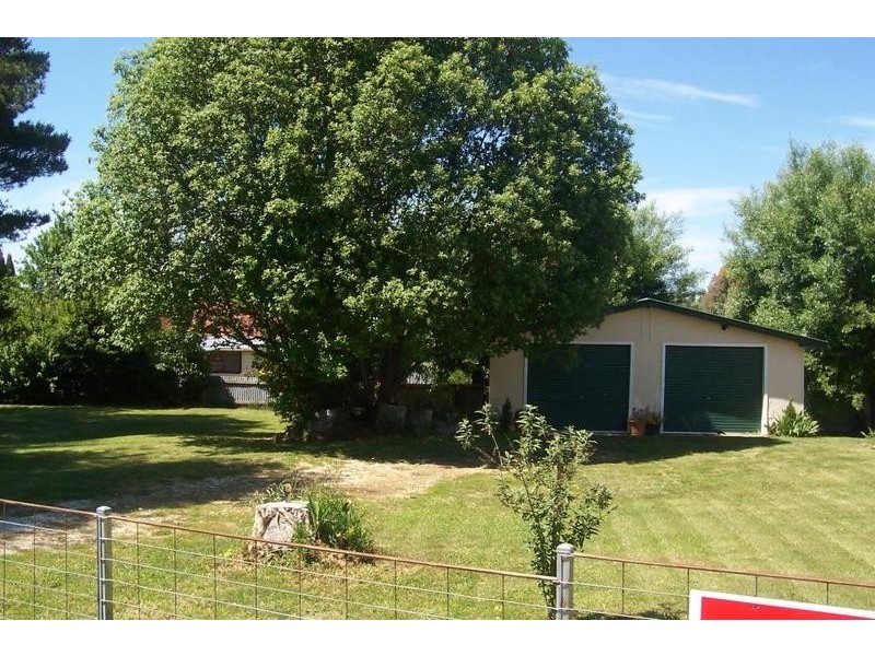 2 Jamieson Street, Crookwell NSW 2583