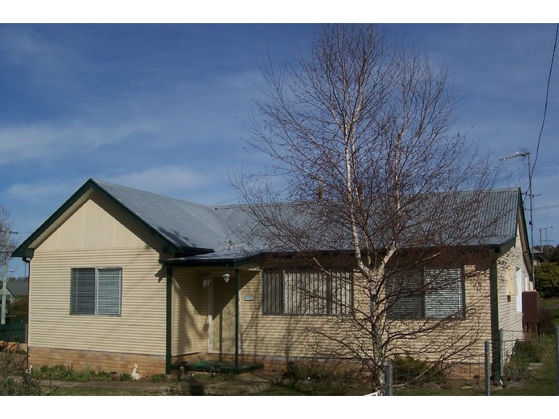 2 Jamieson Street, Crookwell NSW 2583