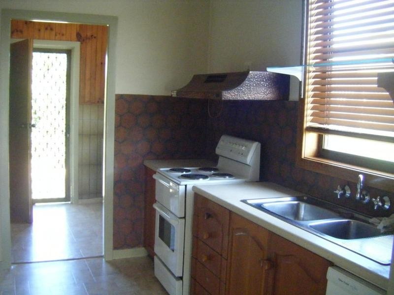 99 Hume Street, Goulburn NSW 2580