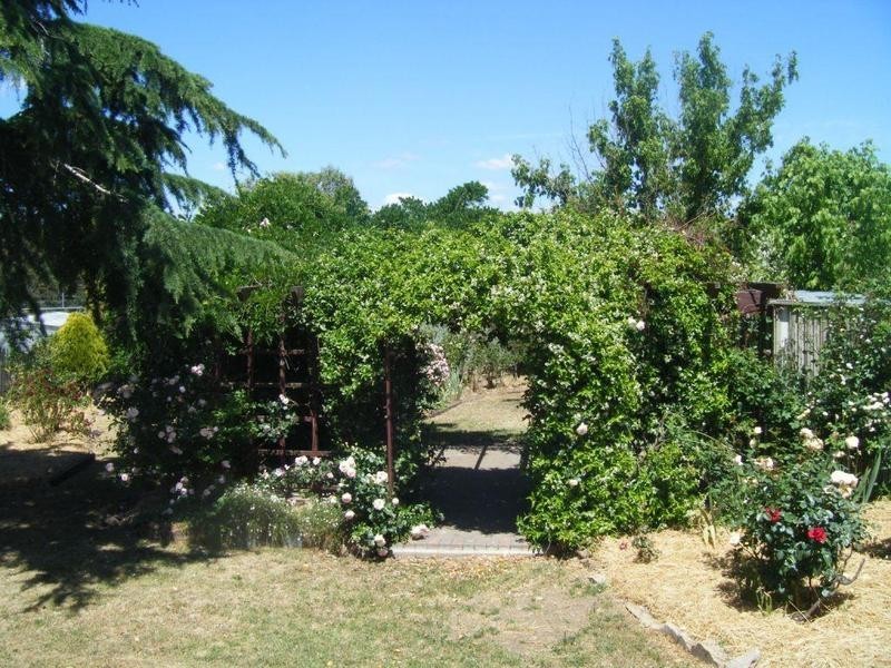 99 Hume Street, Goulburn NSW 2580