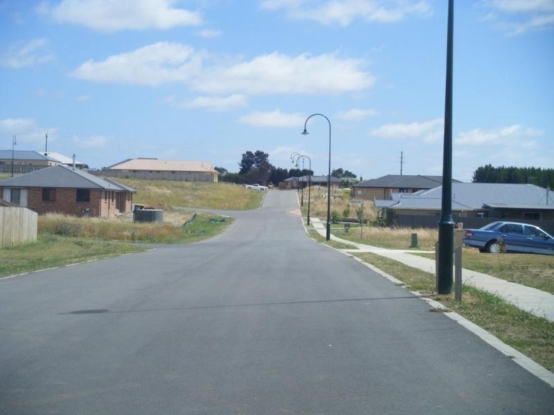 39 McGuire Drive, Goulburn NSW 2580