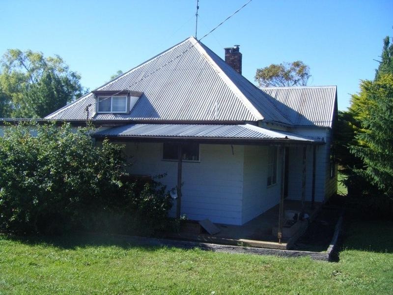 73 Orchard Street, Taralga NSW 2580