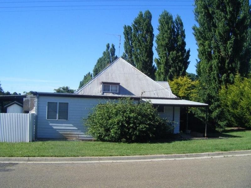 73 Orchard Street, Taralga NSW 2580