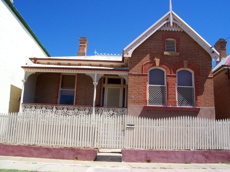 96 Clifford Street, Goulburn NSW 2580