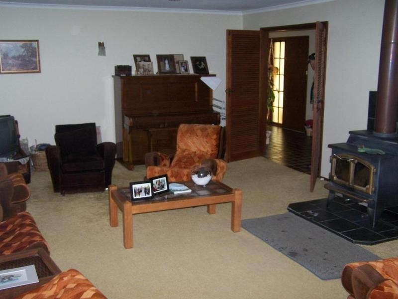 * “Mount View” Sapphire Road, Gunning NSW 2581
