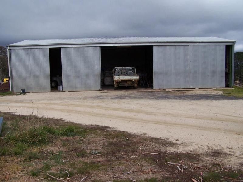 * “Mount View” Sapphire Road, Gunning NSW 2581