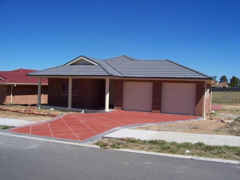 13 McGuire Drive, Goulburn NSW 2580
