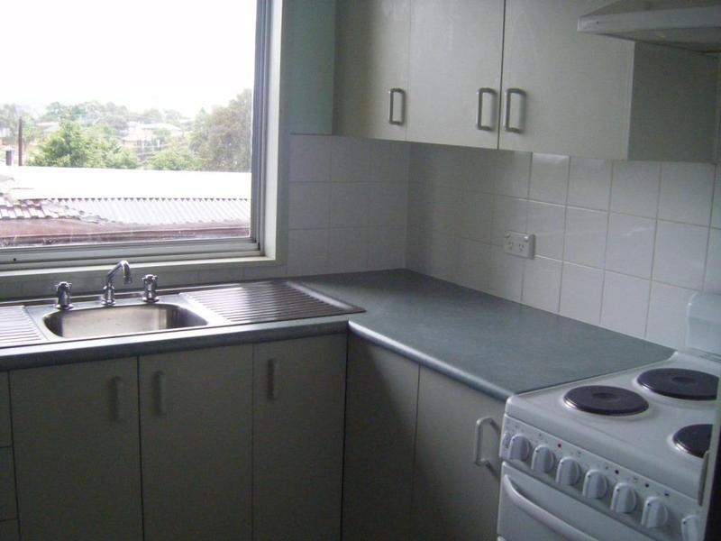 18 Caoura Crescent, Goulburn NSW 2580