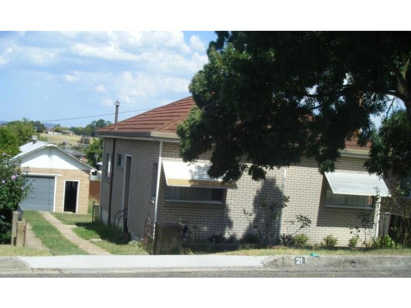 21 Robinson Street, Goulburn NSW 2580
