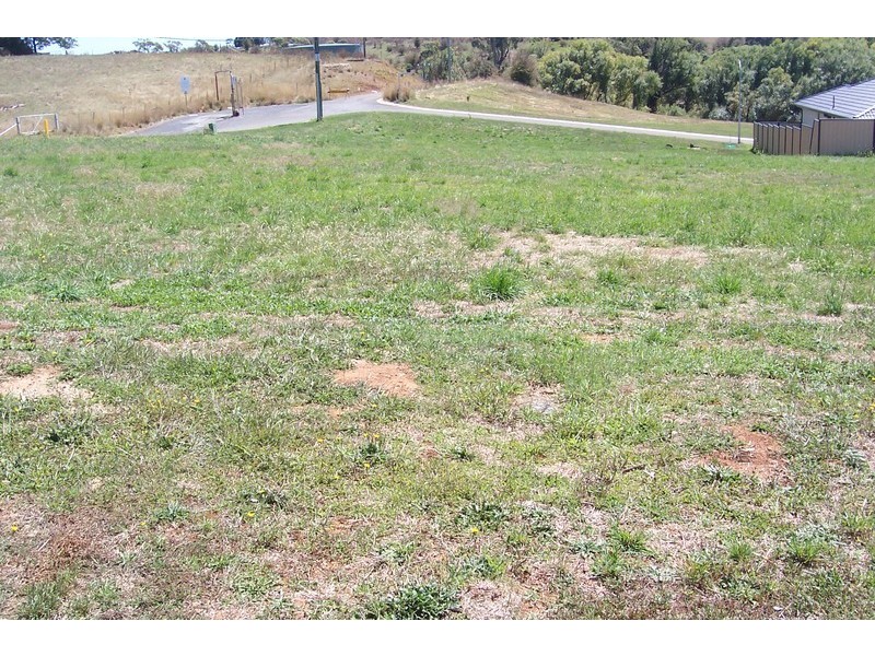 27 Carrington Street, Crookwell NSW 2583