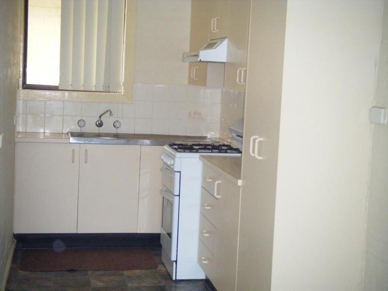 8/11 Queen Street, Goulburn NSW 2580