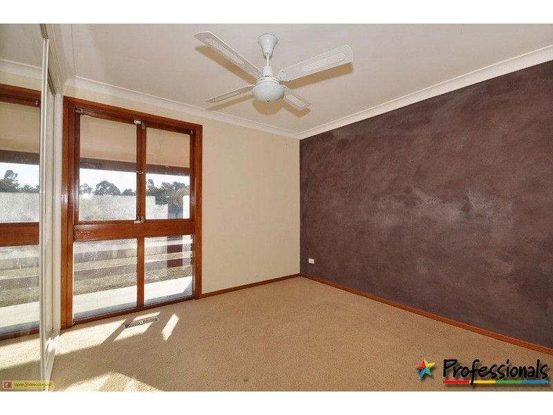 17 Nichols Street, Goulburn NSW 2580
