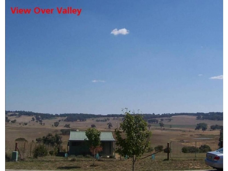 32 Barry Place, Crookwell NSW 2583