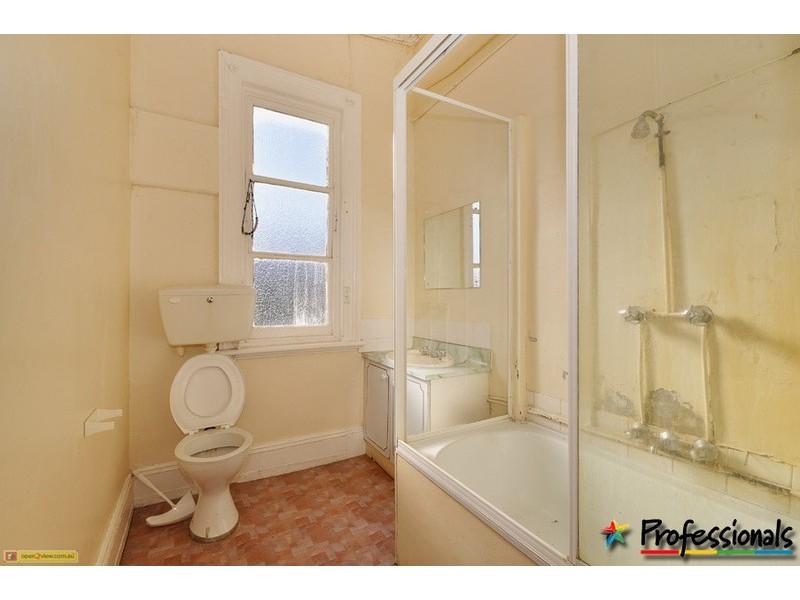 114 Bradley Street, Goulburn NSW 2580