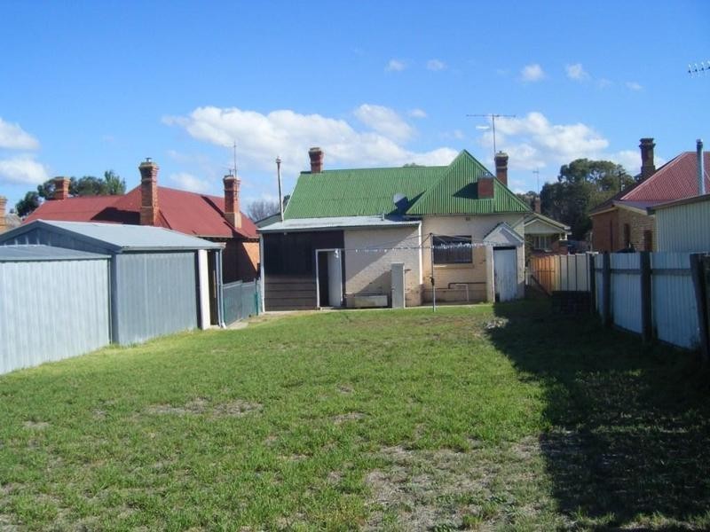23 Walker Street, Goulburn NSW 2580