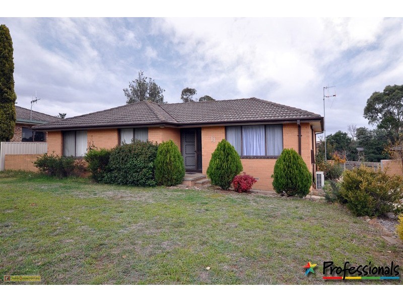 11 Major Drive, Goulburn NSW 2580