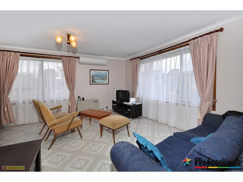 11 Major Drive, Goulburn NSW 2580