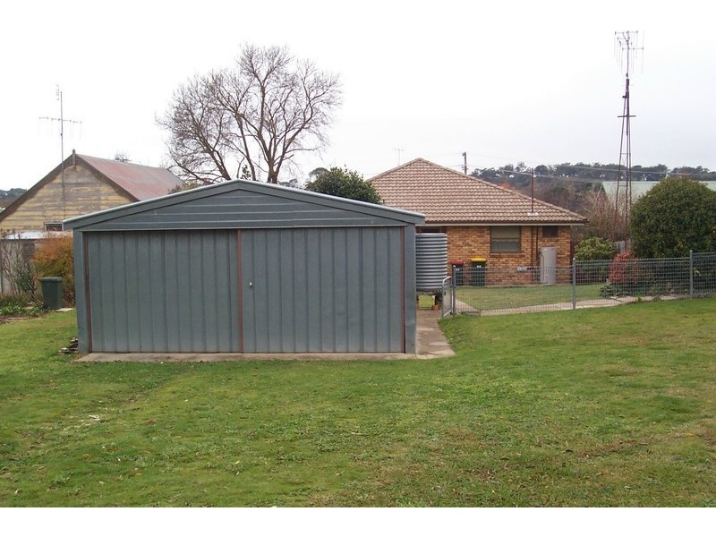 67 Denison Street, Crookwell NSW 2583
