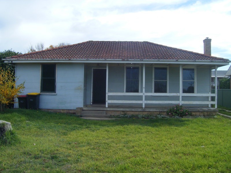 82 Hume Street, Goulburn NSW 2580