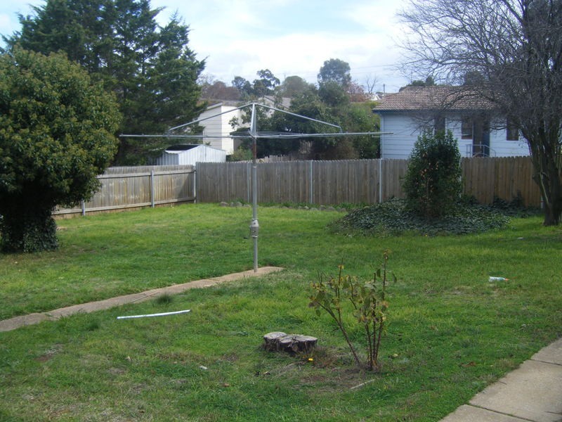 10 Caoura Crescent, Goulburn NSW 2580