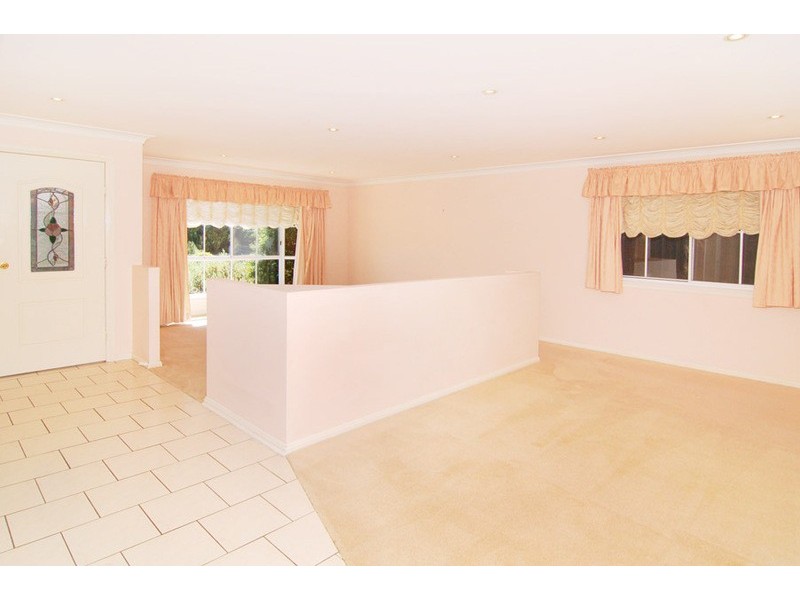 5 Samuel Place, Goulburn NSW 2580