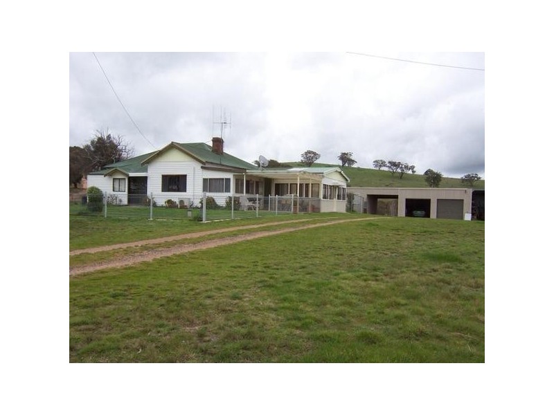 38 Lachlan Street, Bigga NSW 2583