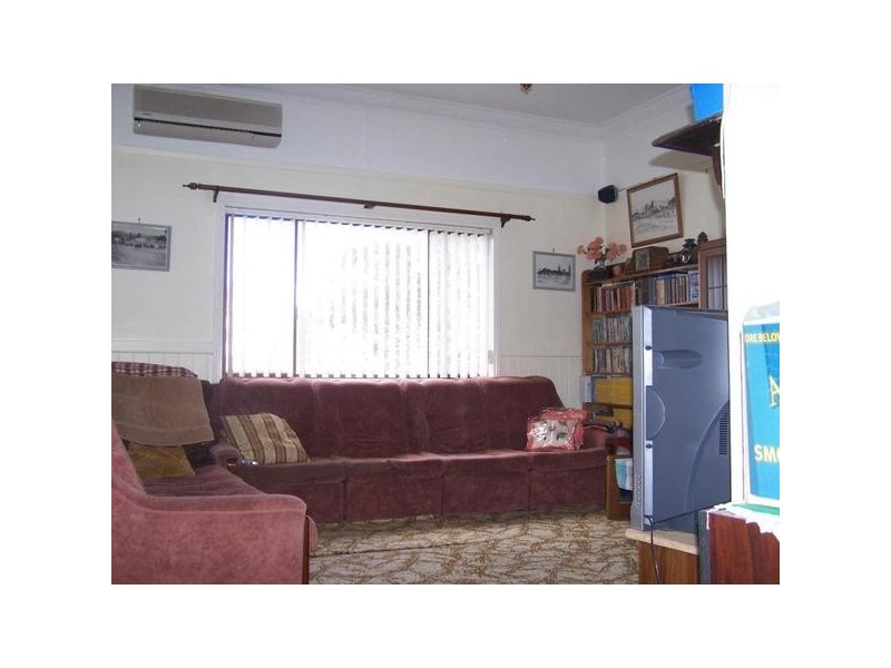 38 Lachlan Street, Bigga NSW 2583