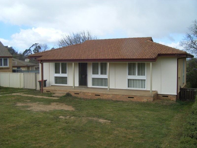39 Gourock Avenue, Goulburn NSW 2580