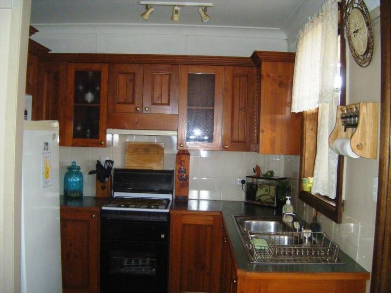 5 Davies Crescent, Goulburn NSW 2580