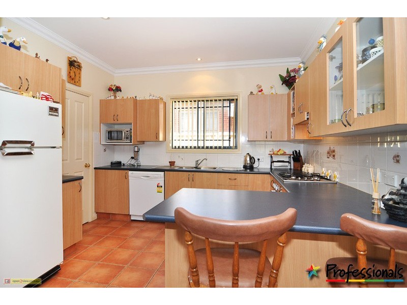 11 Bishop Street, Goulburn NSW 2580