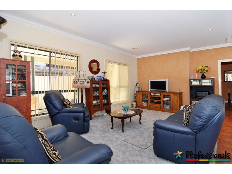 11 Bishop Street, Goulburn NSW 2580